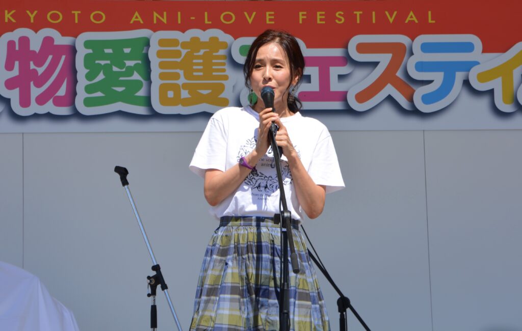 京都動物愛護フェスティバル・名誉センター長・杉本彩