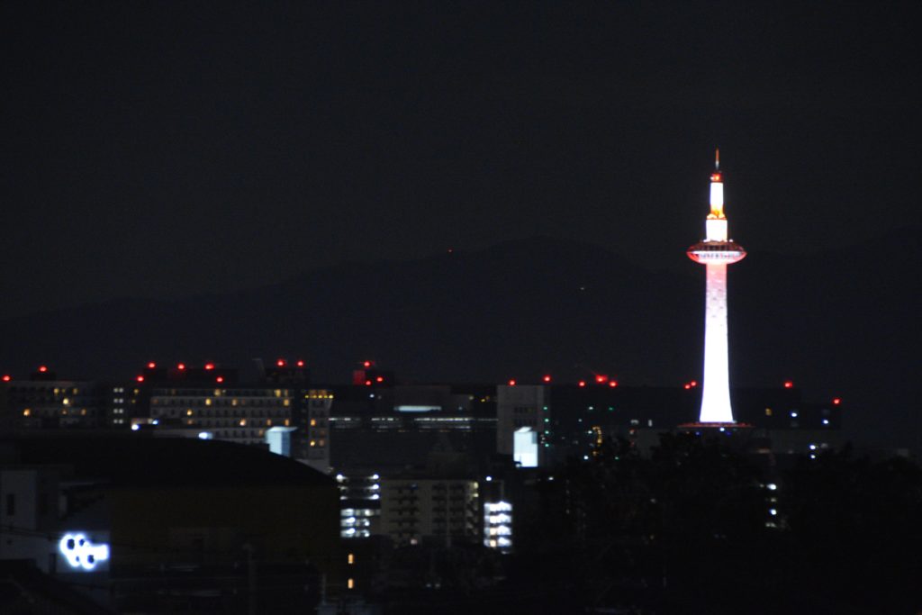 京都・高台寺からの夜景・京都タワー
