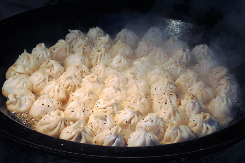 京都さくらよさこい「ご当地グルメフェスタ」焼き小籠包