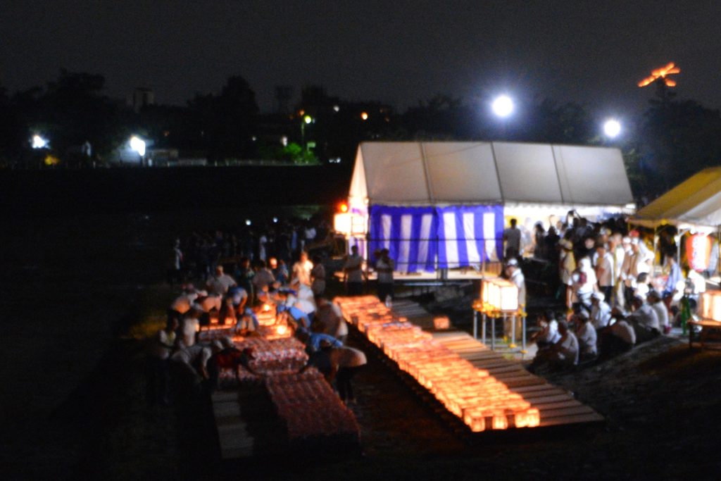 京都・嵐山・灯籠流し