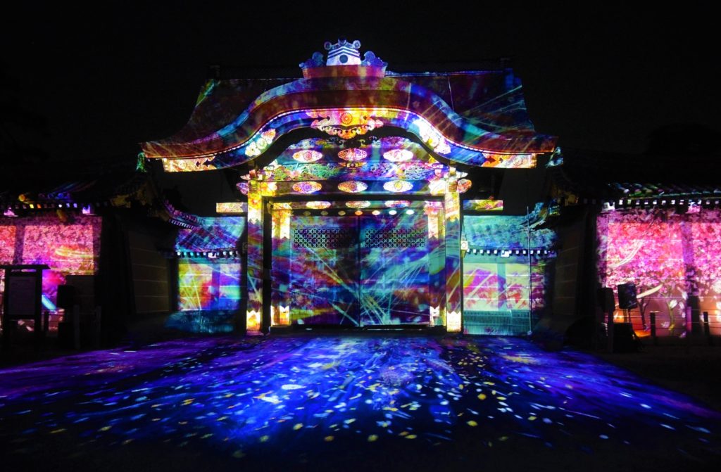 京都・世界遺産「二条城桜まつり」プロジェクションマッピング