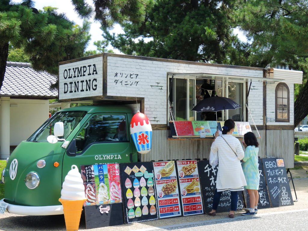 京都「岡崎公園 ASOBIBA」キッチンカー