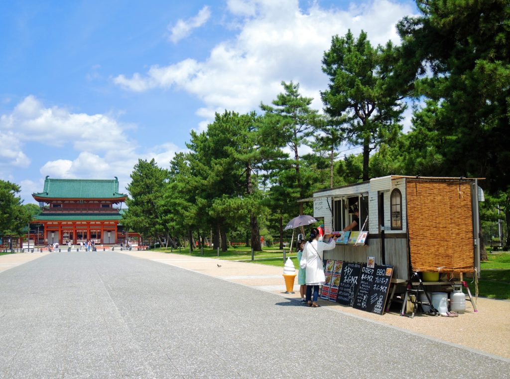京都「岡崎公園 ASOBIBA」