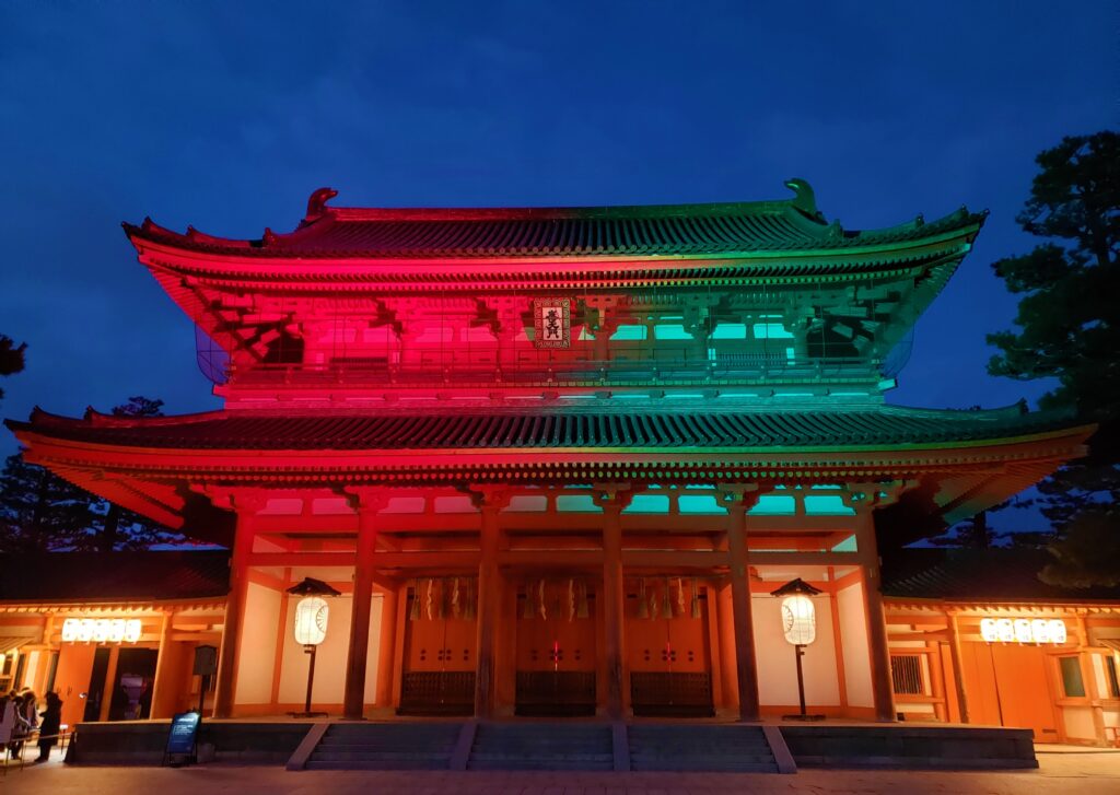 京都「平安神宮」ヨルモウデ