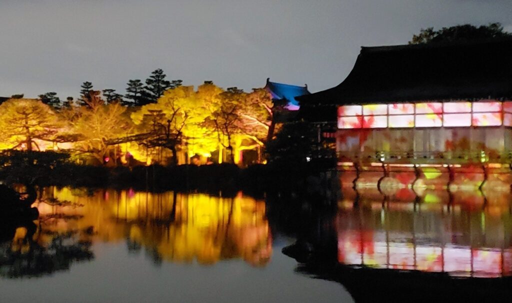 京都「平安神宮」ヨルモウデ・プロジェクションマッピング