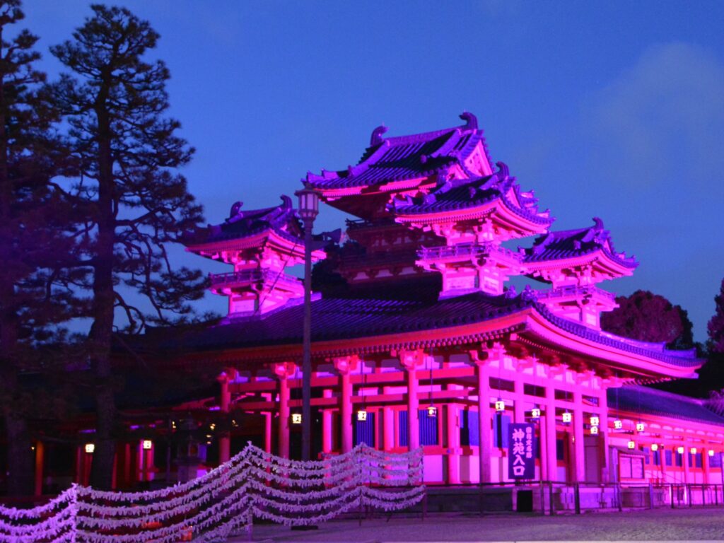 京都「平安神宮」ヨルモウデ・白虎楼