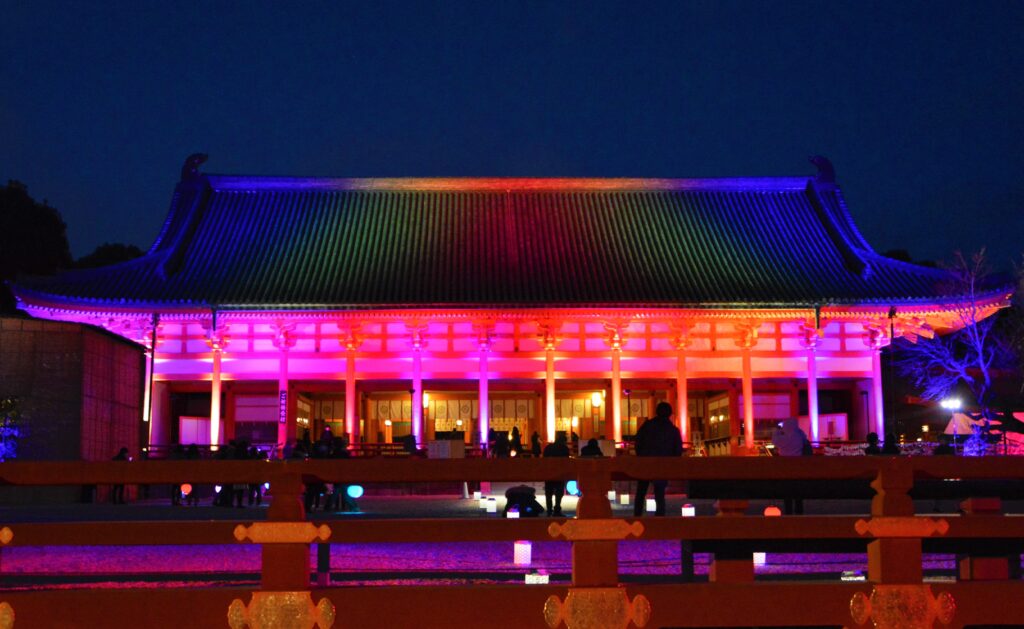 京都「平安神宮」ヨルモウデ・大極殿