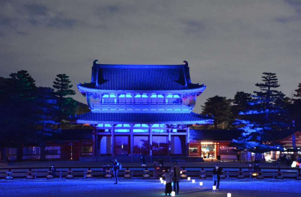 京都「平安神宮」ヨルモウデ・応天門