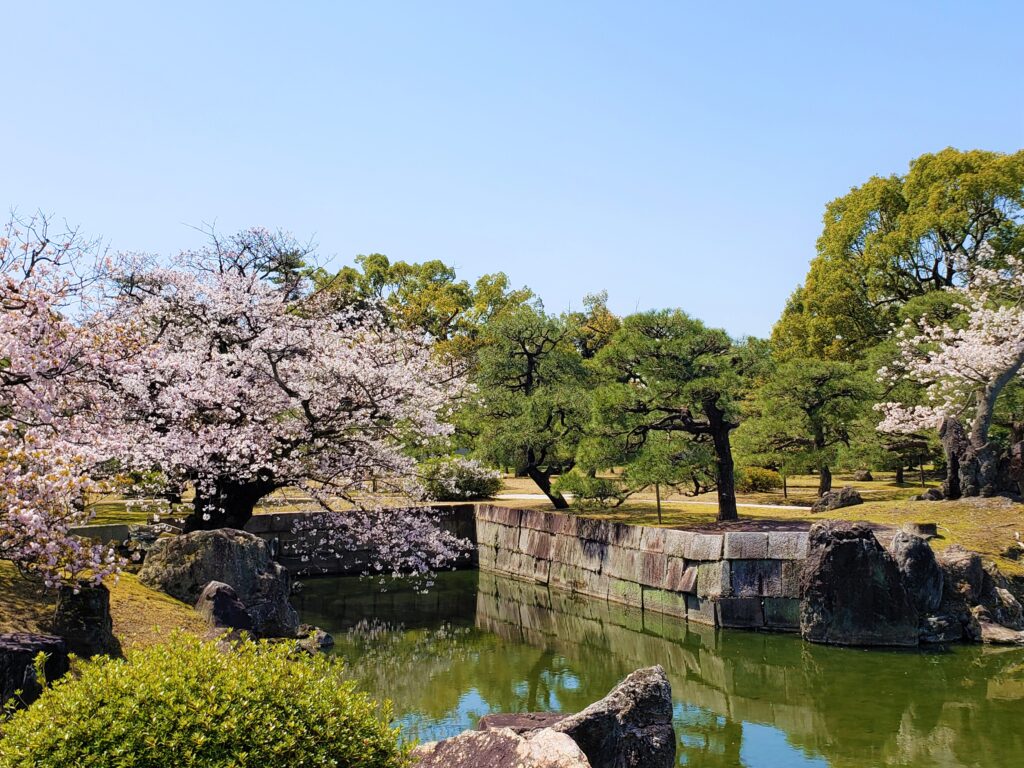 京都・世界遺産「二条城」二の丸庭園