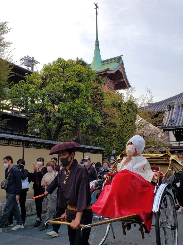 京都・高台寺「狐の嫁入り」