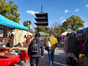 京都「東寺」弘法市