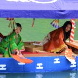京都・嵐山「三船祭」清少納言・扇流し