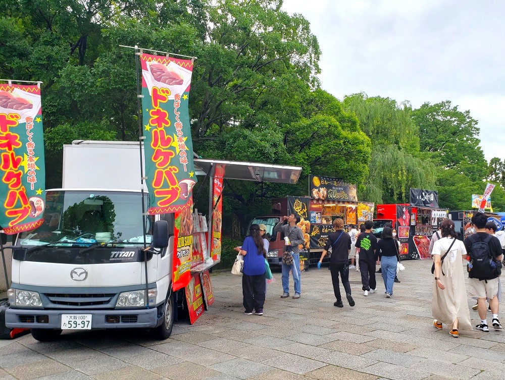 京都「梅小路公園」キッチンカー