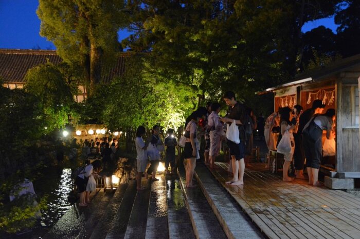 京都「北野天満宮」足つけ燈明神事